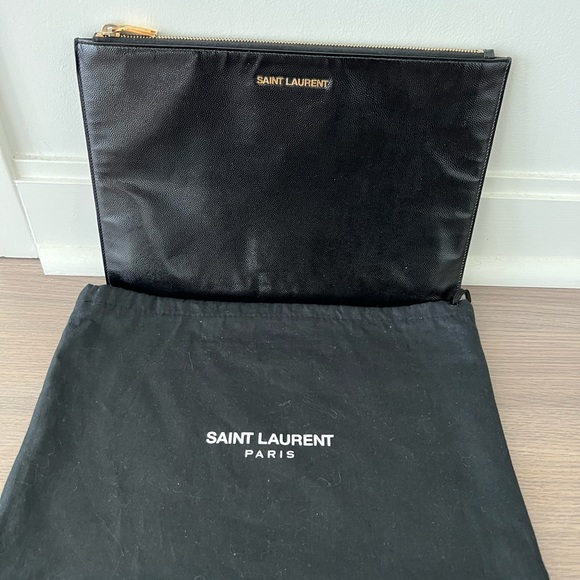 YSL Saint Laurent Black Logo Envelope Clutch - Picture 3 of 6